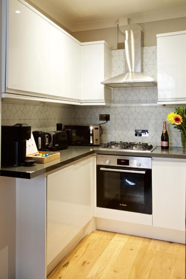Avari Apartments - Winchester Collection Londen Buitenkant foto
